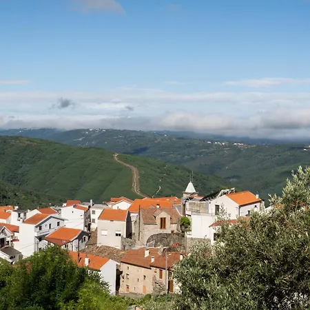 Çiftlik konaklama Casas Do Soito *